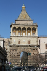 Porta Nuova de Palerme