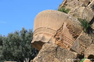 Chapiteaux du Temple de Jupiter, Vallée des Temples d'Agrigente