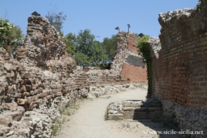 Elements du théâtre romain de Taormine