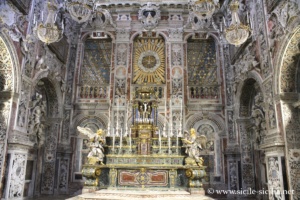 Maitre-Autel de Sainte-Catherine sur la Place Bellini à Palerme