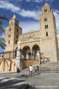Tours de la cathédrale de Cefalù