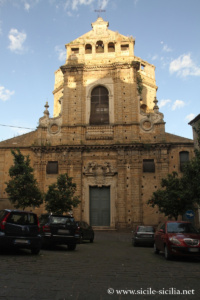 Église de Santissimo Salvatore, Caltagirone