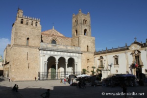 Extérieur de la cathédrale de Monreale, Sicile