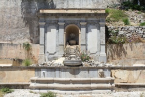 Fontaine à hémicycle, Monreale