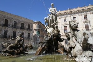 Fontaine de Diane, Ortygie, Syracuse