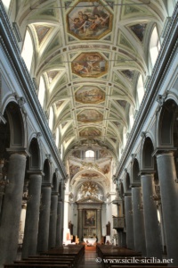 Nef centrale, cathédrale de Nicosia