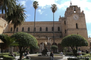 Côté nord de la cathédrale de Monreale