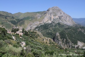 Militello Rosmarino en Sicile