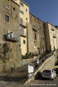 Palais, Via Roma, Troina