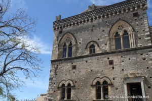 Palazzo dei Duchi di Santo Stefano, Taormine