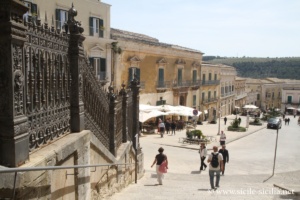 Piazza Duomo, Raguse