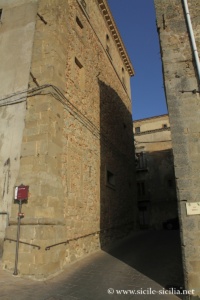 Porta del Baglio, TRoina