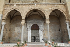 Portique de la cathédrale de Cefalù