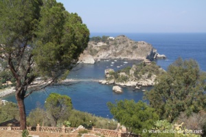 Panorama sur Isola Bella à Taormine