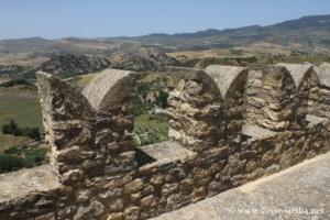 Terrasse du château de Sperlinga