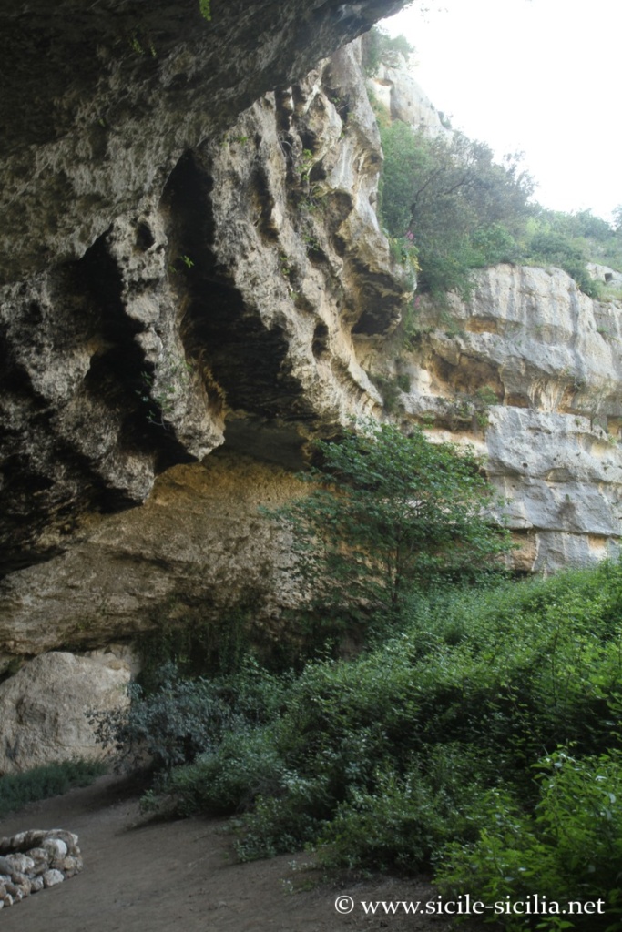 Torent Calcinara, côté nord et nord-ouest, Pantalica