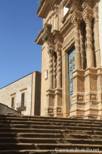 Portail de la Basilique cathédrale de Piazza Armerina