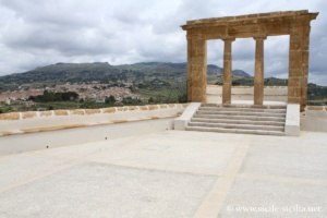 Belvédère depuis la terrasse du château de Zabut, Sambuca di Sicilia