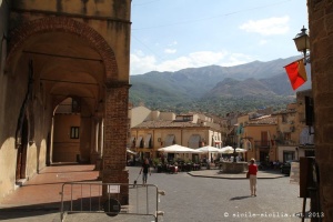 Foto della Piazza Margherita a Castelbuono