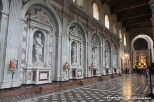 Galerie des apôtres, cathédrale de Messine