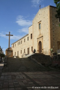 Église San Pietro, Piazza Armerina