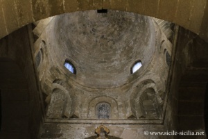Coupole. Église Saint-Jean des Lépreux à Palerme