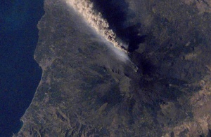 Éruption vue par satellite de l'Etna