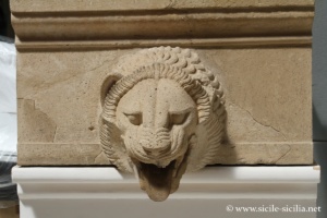 Lions du fronton du Temple de la Victoire d'Himère, musée archéologique de Palerme