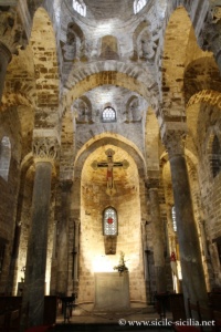 Intérieur de l'église San Cataldo à Palerme