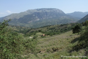 Vue sur le nord des Madonies, Sicile