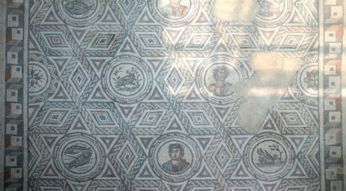 Mosaïques de la Villa romaine du Casale