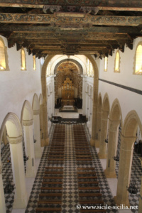 Nef centrale de la cathédrale San Gerlando d'Agrigente, Sicile
