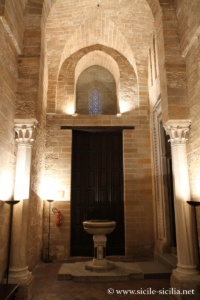 Entrée de la Chapelle Palatine à Palerme