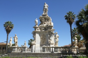 Teatro marmoreo, Piazza del Parlamento, Palerme