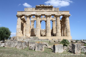 Temple d'Héra (E), Sélinonte