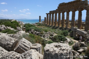 Temple D d'Athéna, et TEmple C d'Apollo, Acropole de Sélinonte
