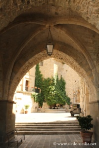 Tour Ventimiglia, Gangi