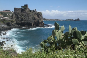 Aci Castello, Riviera des Cyclopes