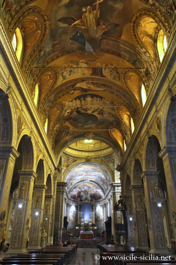 Intérieur de la cathédrale d'Acireale
