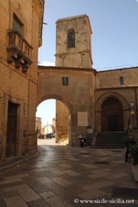Via Crisa à Assoro, Sicile